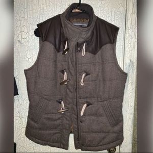 Hollyland Vest NWOT